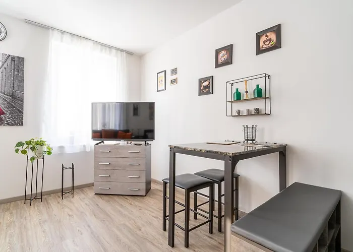 Tagblatt 8 公寓 图特林根